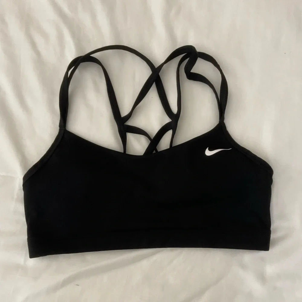NIKE cross strap sports bra - Picture 1 of 1